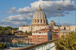 Гостиница Vatican Luxury Penthouse with Terrace  Рим